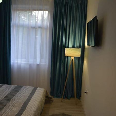 Sunrise Apartment Petrosani Luaran gambar